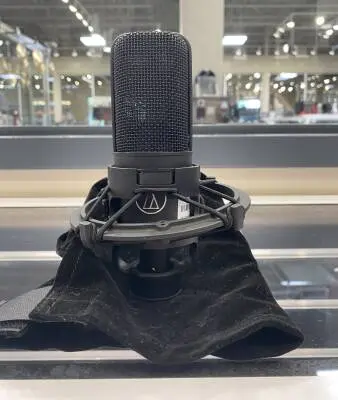 Audio-Technica Studio Mic w/ Shockmount